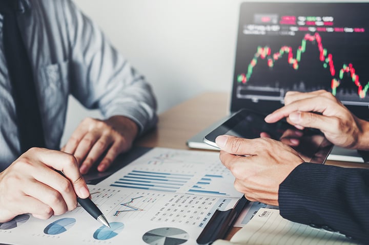 la-inteligencia-artificial-no-sustituye-al-analista-financiero