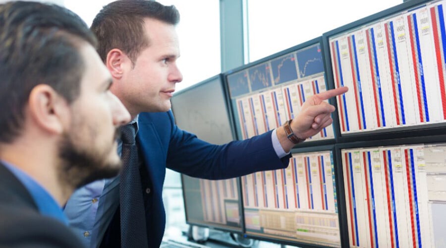 como-los-etfs-me-ayudan-a-diversificar-mis-inversiones_C