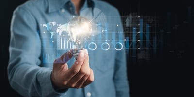 Estrategia patrimonial de largo plazo vs decisiones tácticas de mercado