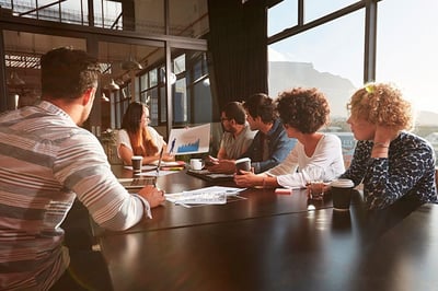 Invertir desde tu primer trabajo hace la diferencia para tu retiro